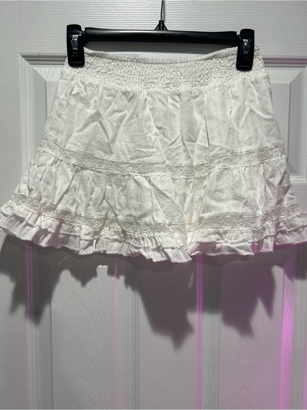 Women’s White Ruffled Mini Skirt